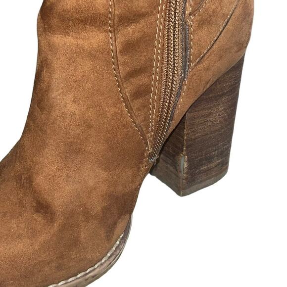 ALDO Womens Size 7 Cognac Brown Ankle Boot With Side Zipper Stacked Heel - Picture 11 of 15